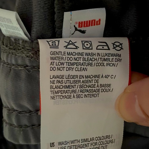 Puma track pants gray with white side stripe, pockets, loose fit, size small - Picture 9 of 13